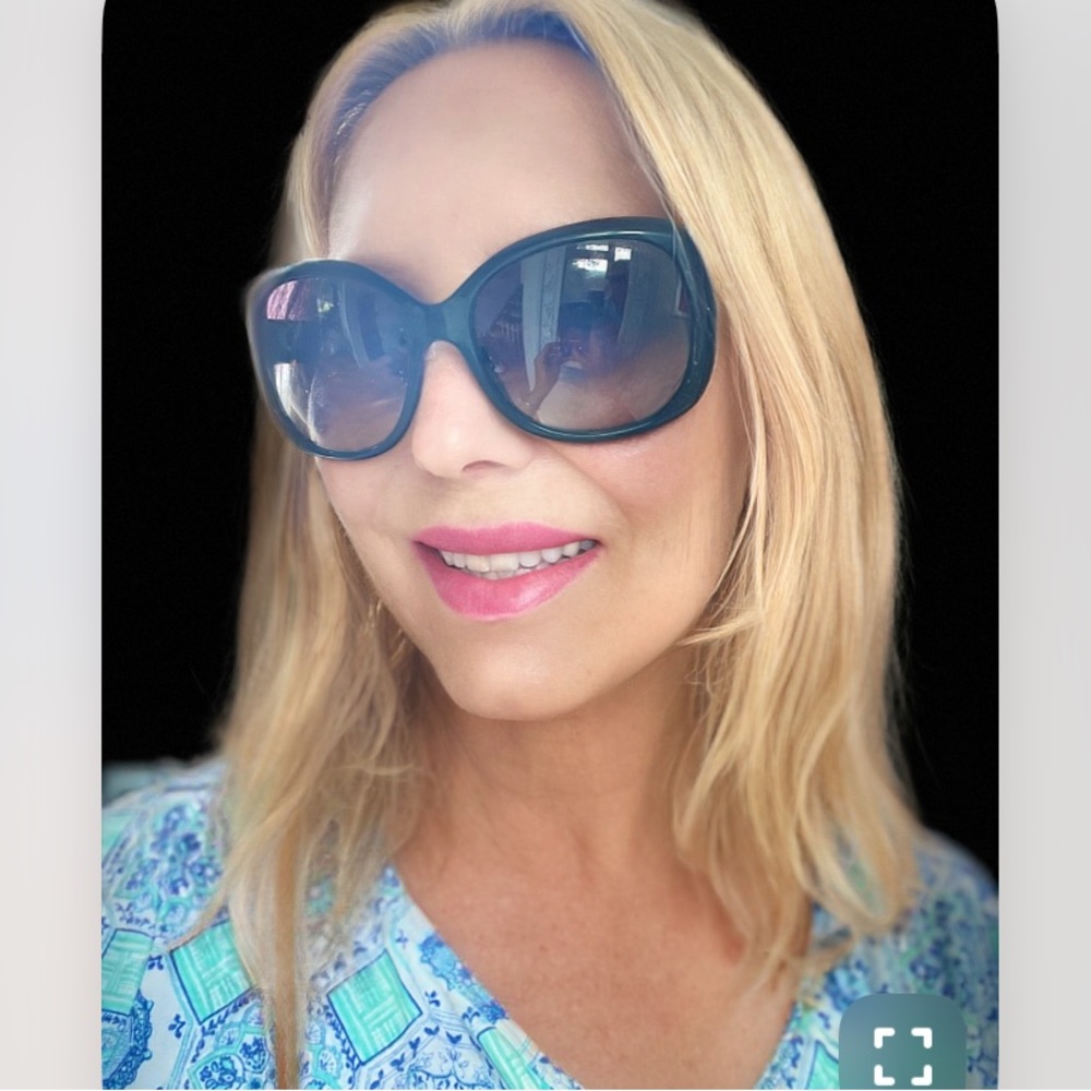 CHANEL Black Oversized Sunglasses